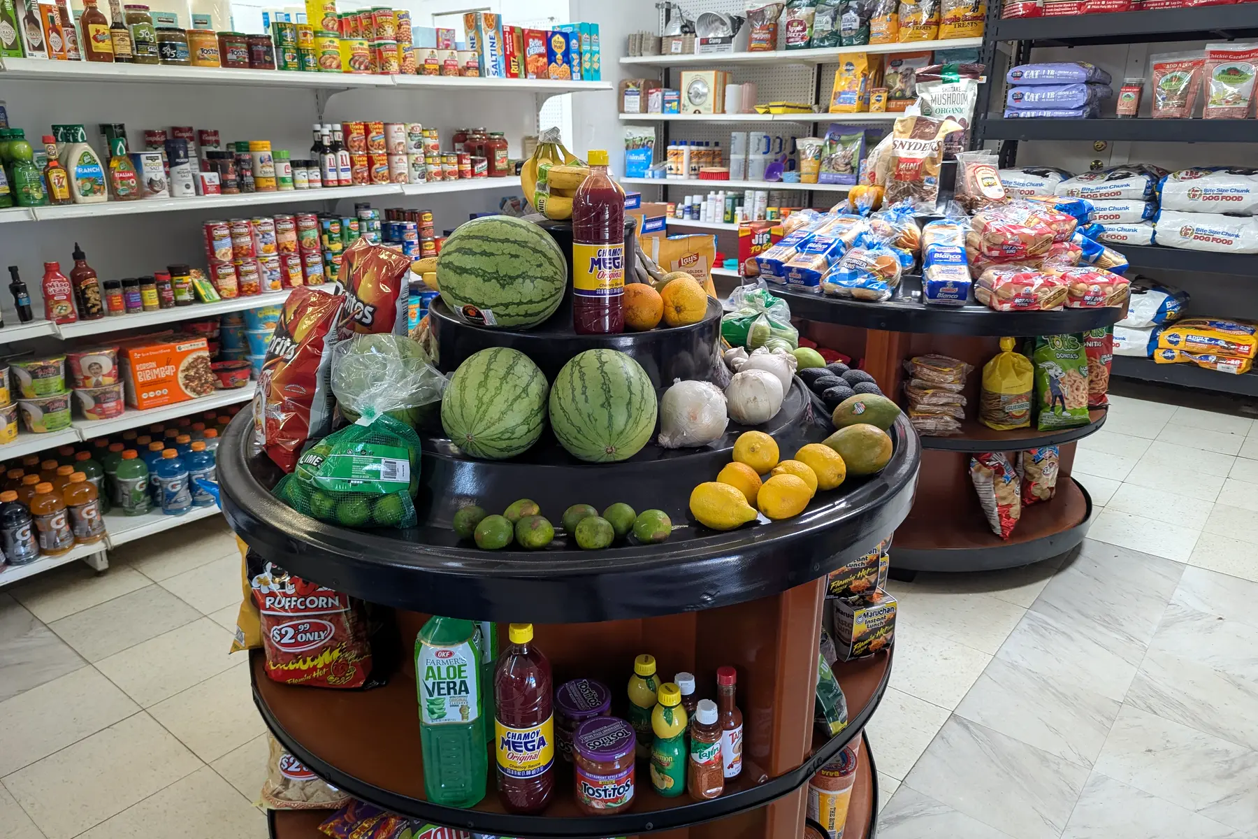 Groceries and fresh products inside Diamond Valley Market